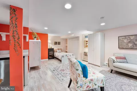 Bedroom - 407 Deerfield Ave, Silver Spring, MD 20910 photo 12 of 13