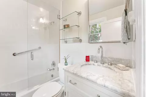Bath - 407 Deerfield Ave, Silver Spring, MD 20910 photo 1 of 2