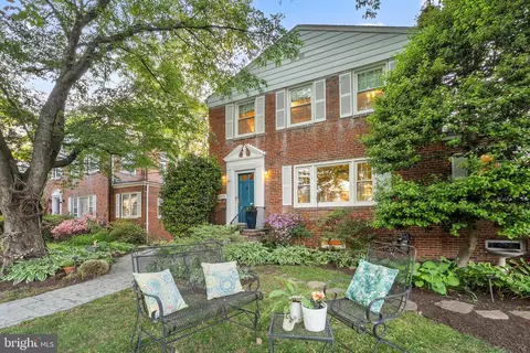Exterior - 407 Deerfield Ave, Silver Spring, MD 20910 photo 6 of 10