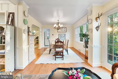 Dining - 407 Deerfield Ave, Silver Spring, MD 20910 photo 1 of 3