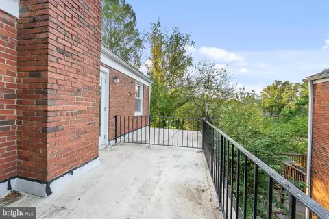 Exterior - 407 Deerfield Ave, Silver Spring, MD 20910 photo 4 of 10