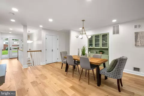 Dining - 11513 Orebaugh Ave, Silver Spring, MD 20902 photo 2 of 2