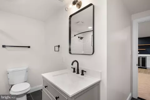 Bath - 11513 Orebaugh Ave, Silver Spring, MD 20902 photo 5 of 6