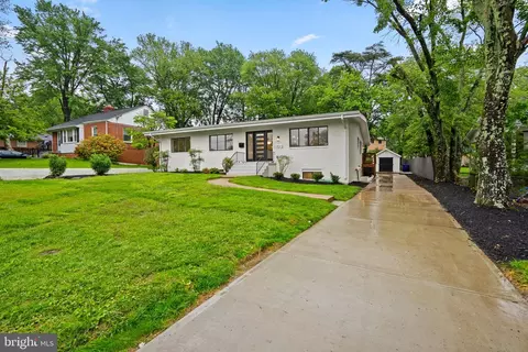 Exterior - 11513 Orebaugh Ave, Silver Spring, MD 20902 photo 2 of 7
