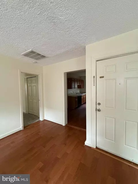 Entry Way - 8216 Nolte Ave, Silver Spring, MD 20910 photo 7 of 9