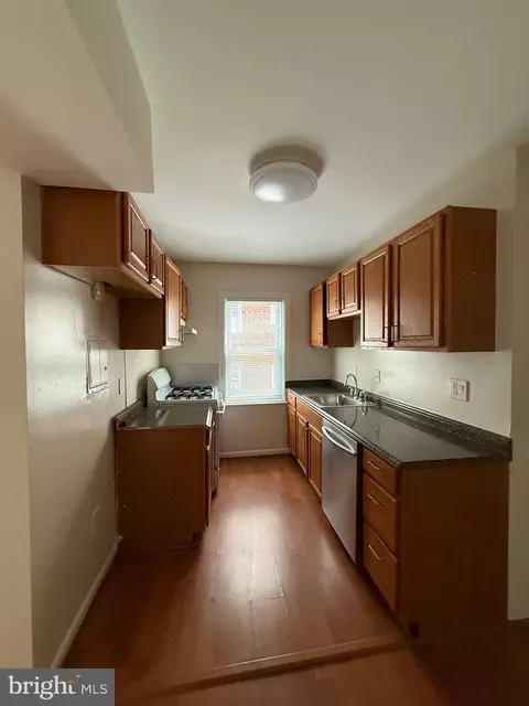 Kitchen - 8216 Nolte Ave, Silver Spring, MD 20910 photo 5 of 10
