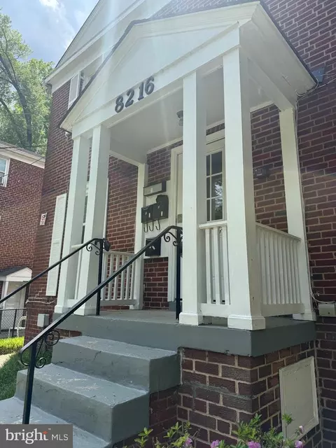 Exterior - 8216 Nolte Ave, Silver Spring, MD 20910 photo 11 of 15
