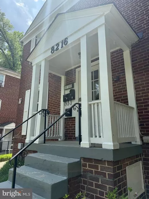Exterior - 8216 Nolte Ave, Silver Spring, MD 20910 photo 12 of 15