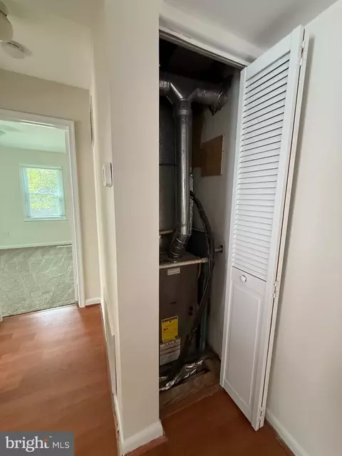 Entry Way - 8216 Nolte Ave, Silver Spring, MD 20910 photo 5 of 9