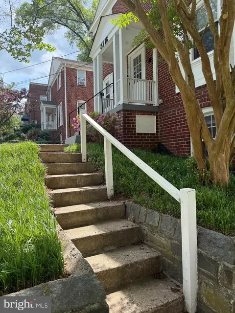 Exterior - 8216 Nolte Ave, Silver Spring, MD 20910 photo 9 of 15