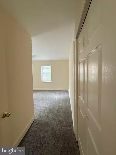 Entry Way - 8216 Nolte Ave, Silver Spring, MD 20910 photo 8 of 9