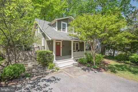 10120 Capitol View Ave, Silver Spring, MD 20910 photo 2