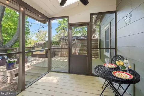 10120 Capitol View Ave, Silver Spring, MD 20910 photo 30