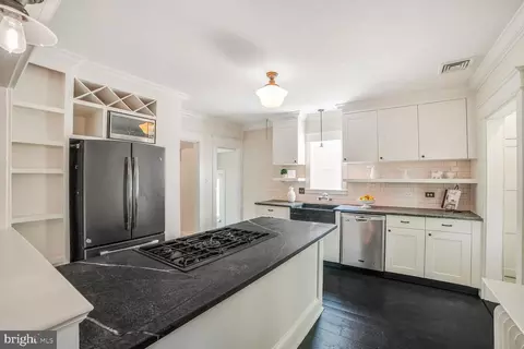 10120 Capitol View Ave, Silver Spring, MD 20910 photo 22