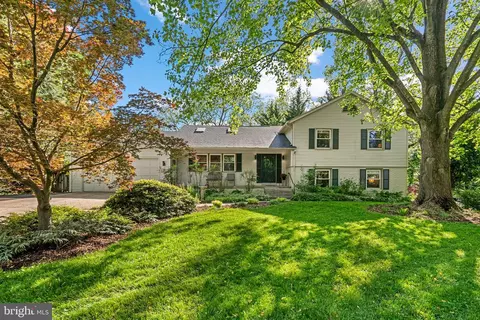 7328 Centennial Rd, Rockville, MD 20855