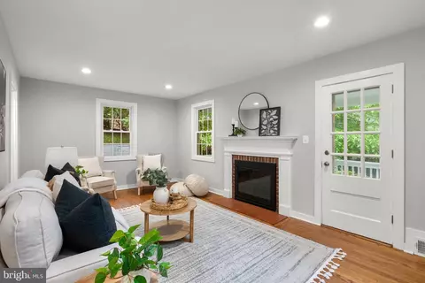 8713 Reading Rd, Silver Spring, MD 20901 photo 6