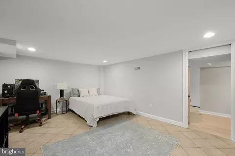 13 Granville Dr, Silver Spring, MD 20901 photo 30