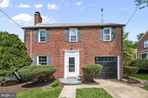 13 Granville Dr, Silver Spring, MD 20901 photo 2