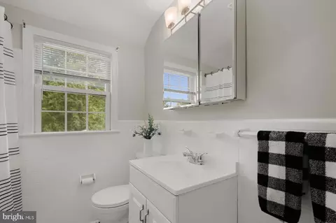 13 Granville Dr, Silver Spring, MD 20901 photo 26