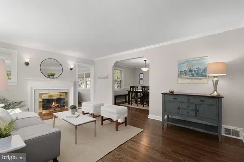 13 Granville Dr, Silver Spring, MD 20901 photo 5