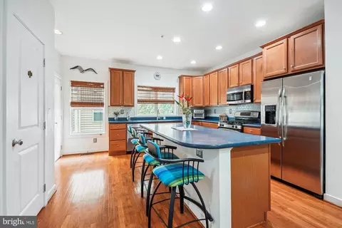 2350 Cobble Hill Ter, Wheaton, MD 20902 photo 7