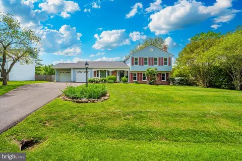Exterior - 17400 Hughes Rd, Poolesville, MD 20837 photo 11 of 17