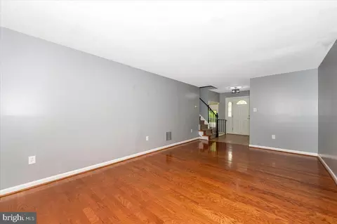Living - 17400 Hughes Rd, Poolesville, MD 20837 photo 5 of 15