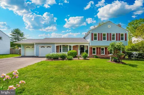 17400 Hughes Rd, Poolesville, MD 20837
