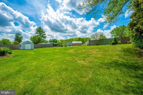 Exterior - 17400 Hughes Rd, Poolesville, MD 20837 photo 10 of 17