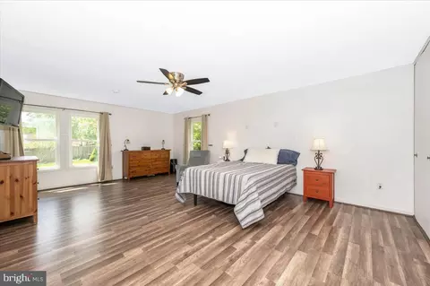 Bedroom - 17400 Hughes Rd, Poolesville, MD 20837 photo 1 of 7