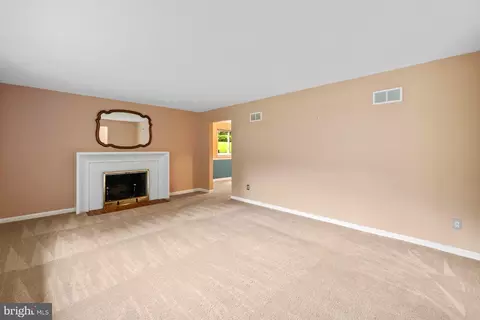 12601 Two Farm Dr, Silver Spring, MD 20904 photo 5