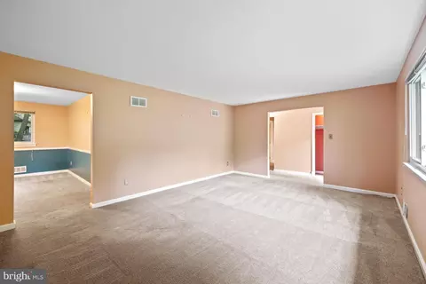 12601 Two Farm Dr, Silver Spring, MD 20904 photo 7