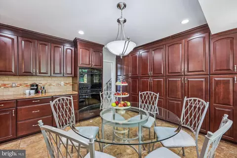 Kitchen - 10711 Huntwood Dr, Silver Spring, MD 20901 photo 4 of 6