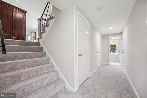 Entry Way - 10711 Huntwood Dr, Silver Spring, MD 20901 photo 4 of 7
