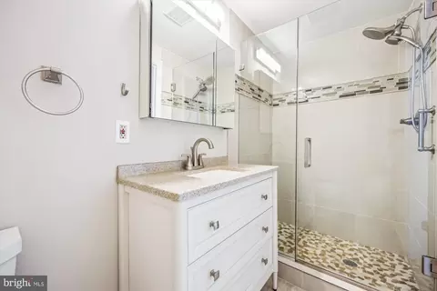 Bath - 10711 Huntwood Dr, Silver Spring, MD 20901 photo 3 of 3