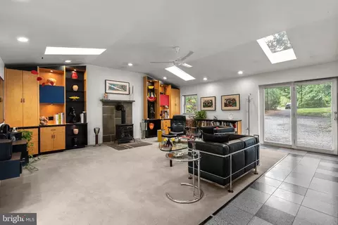 15708 Thompson Rd, Silver Spring, MD 20905 photo 10