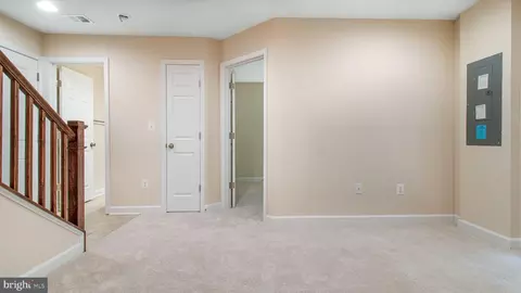 Entry Way - 3626 Doc Berlin Dr, Silver Spring, MD 20906 photo 11 of 14