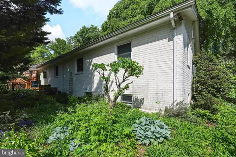Exterior - 406 Pershing Dr, Silver Spring, MD 20910 photo 4 of 4