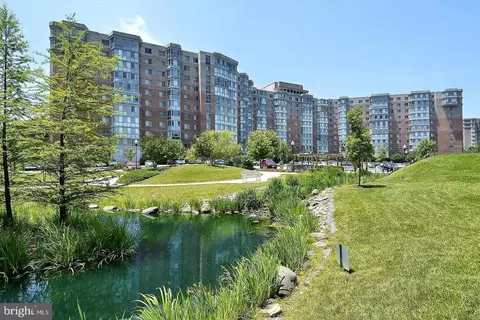 3100 N Leisure World Blvd #506, Silver Spring, MD 20906