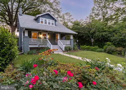 8118 Flower Ave, Takoma Park, MD 20912