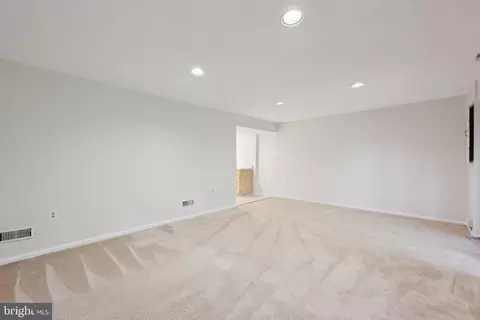 2327 London Bridge Dr, Silver Spring, MD 20906 photo 32
