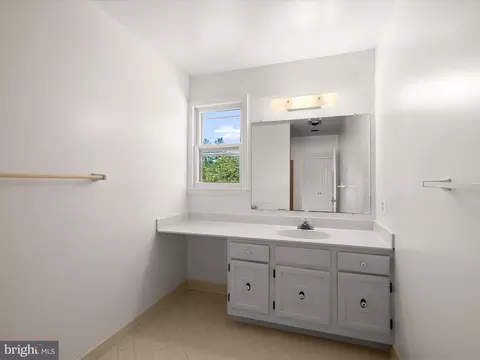 222 Springloch Rd, Silver Spring, MD 20904 photo 38