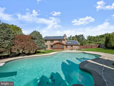 222 Springloch Rd, Silver Spring, MD 20904 photo 2