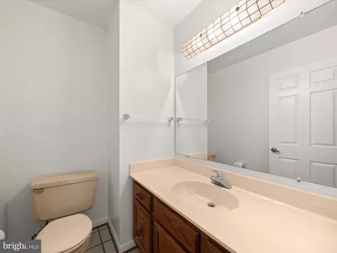 222 Springloch Rd, Silver Spring, MD 20904 photo 5