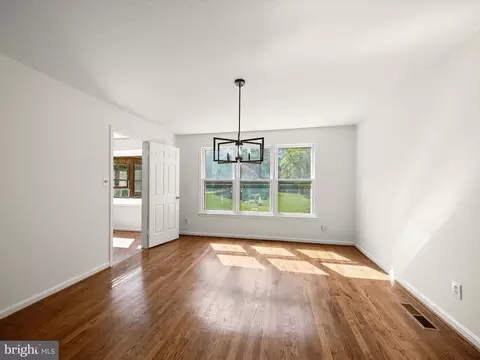 222 Springloch Rd, Silver Spring, MD 20904 photo 10
