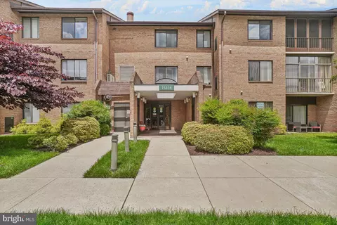 15316 Pine Orchard Dr #82-1H, Silver Spring, MD 20906