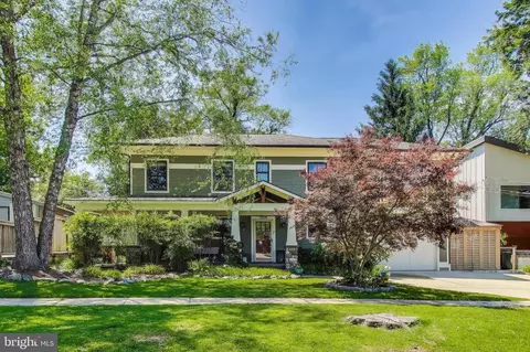 3906 Halsey St, Kensington, MD 20895