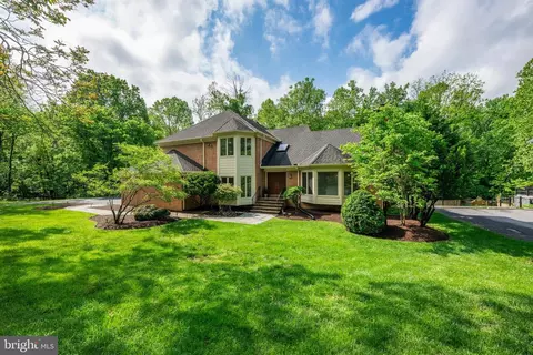 10514 Macarthur Blvd, Potomac, MD 20854