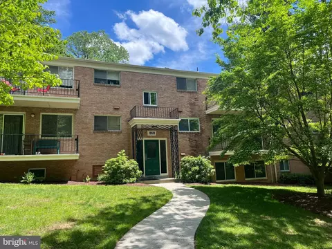 10518 Weymouth St #204, Bethesda, MD 20814