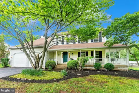 19917 Spurrier Ave, Poolesville, MD 20837 photo 1
